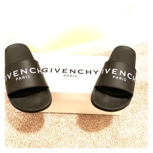 Givenchy Slides sandals